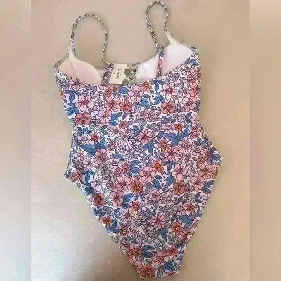 b2prity One Piece F - Picture 5 of 10